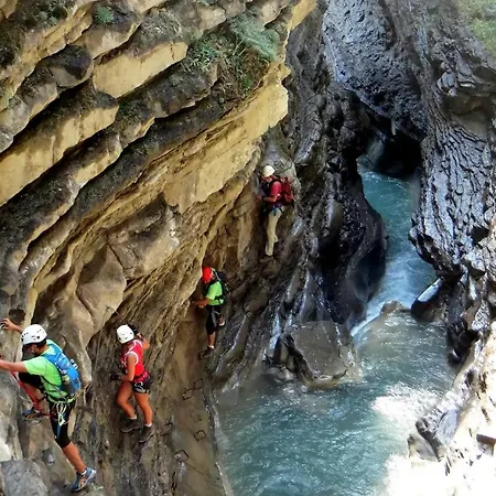 בית נופש Casa Petirrojo Torla-ordesa טורלה